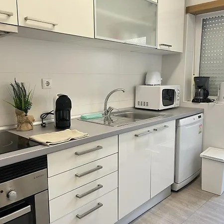 Apartment Moreda Garden By Trip2portugal