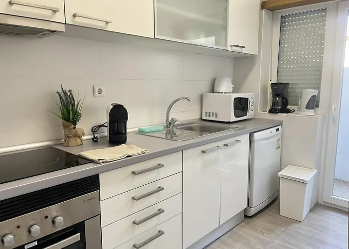 Apartment Moreda Garden By Trip2portugal